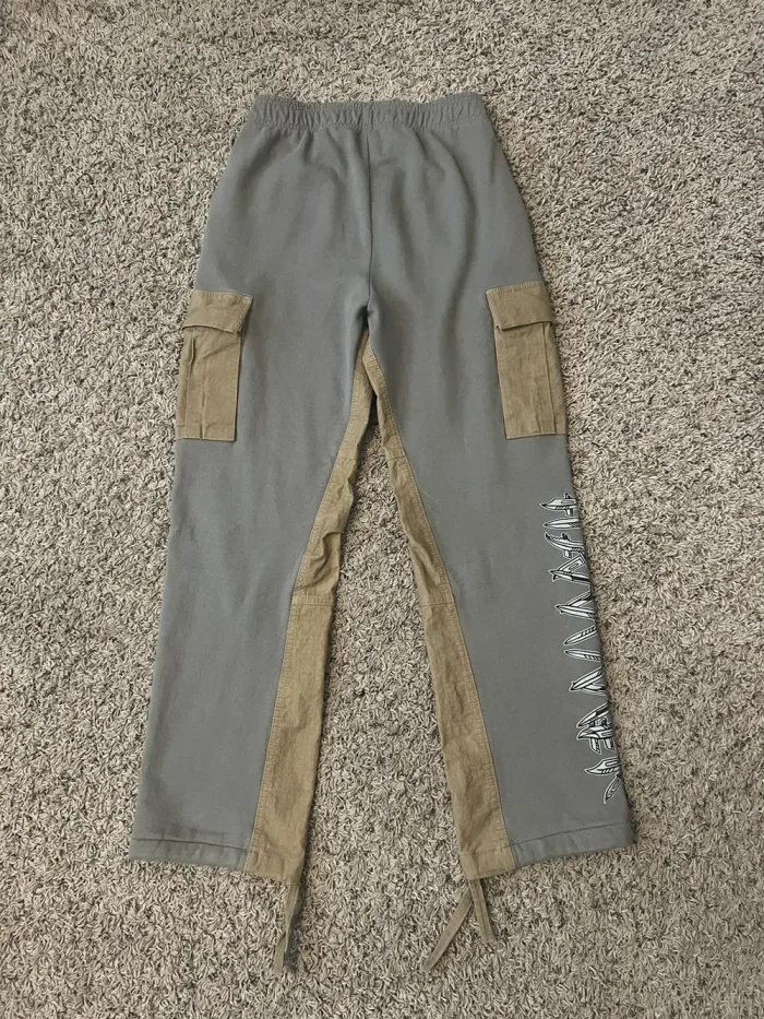 Warren Lotas “hybrid” cargo sweatpants(in store only)